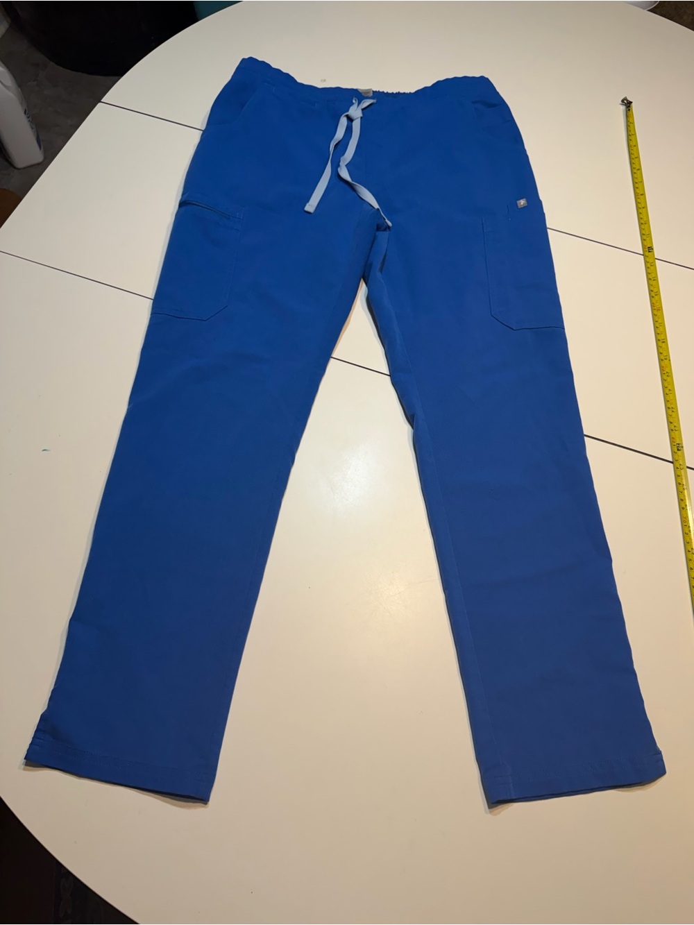 royal blue FIGS Yola skinny scrub pants women’s medium